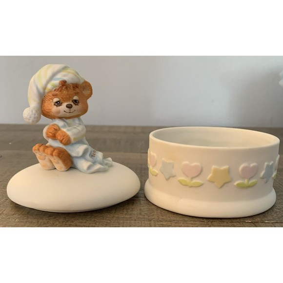 Teddy Beddy Bear Porcelain Round Trinket Jewelry Box with Cover 1982 Enesco - Picture 9 of 13